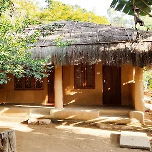 Cosmic Mud House Kanthalloor